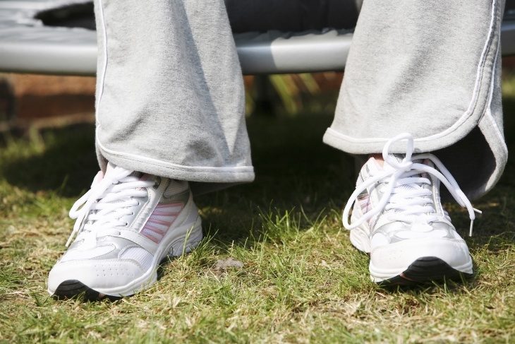 How To Choose The Best White Walking Shoes For Men